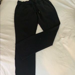 Lululemon casual on the go pant